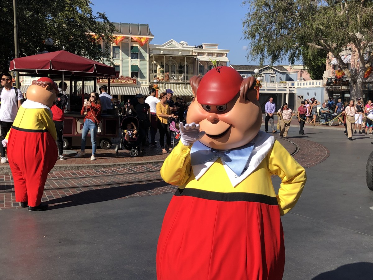 tweedle dee
