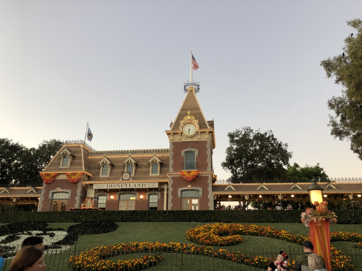 Disneyland Main Street