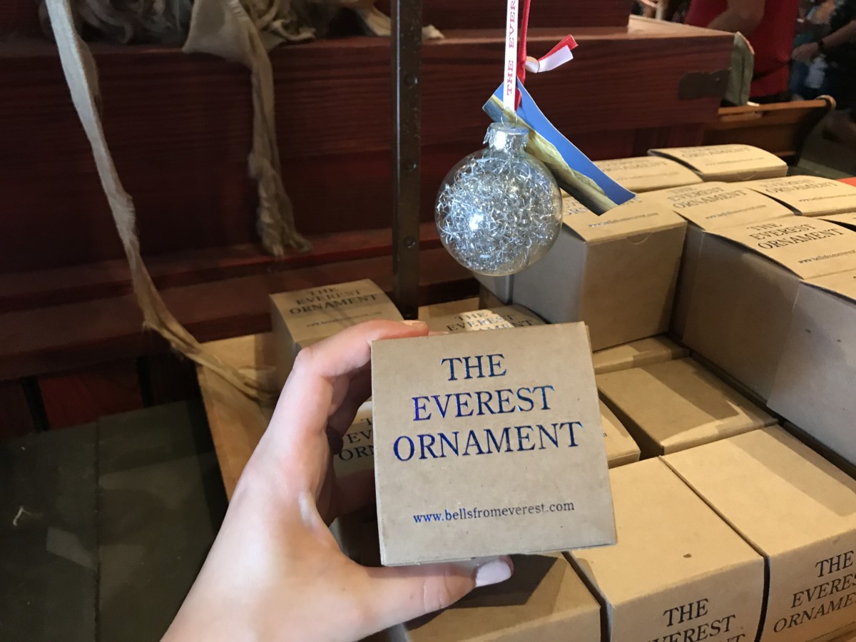 everest ornament