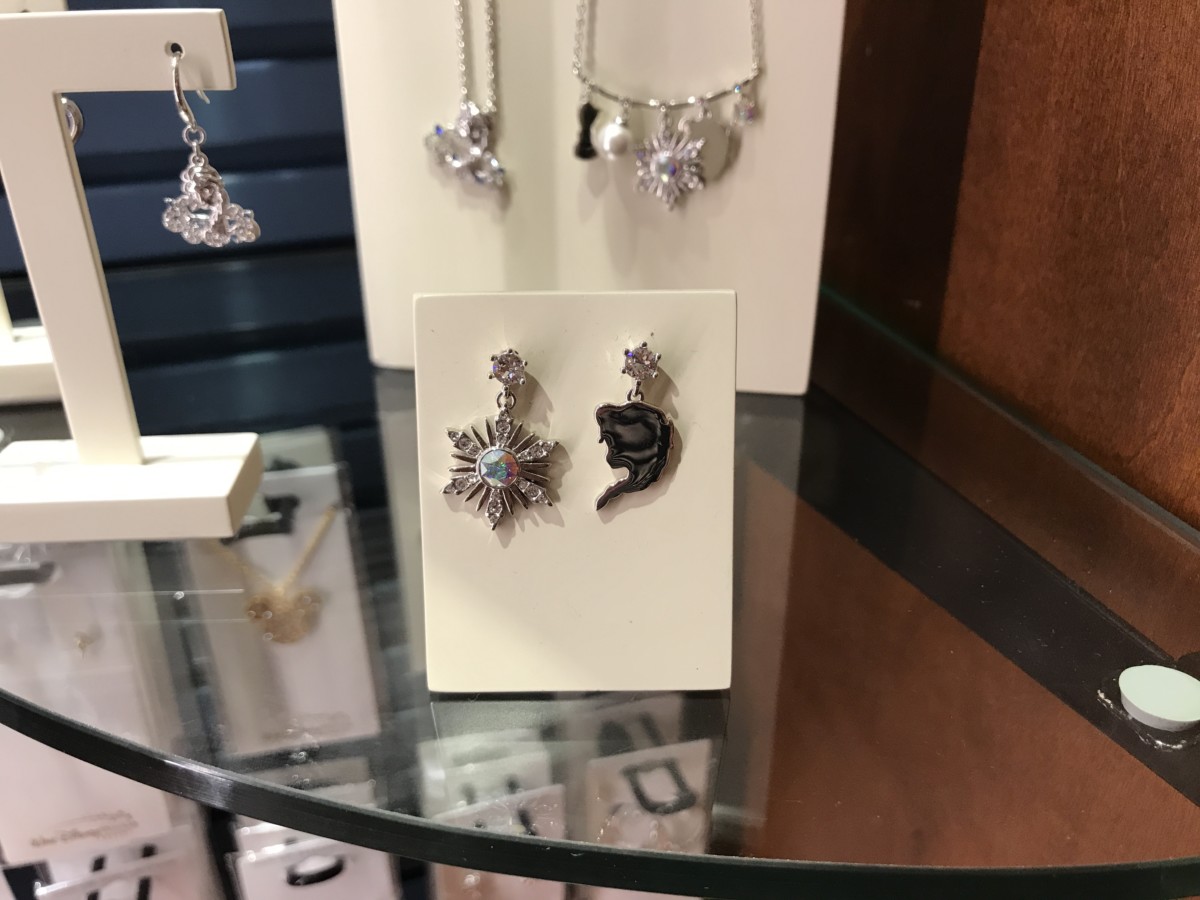 Elsa earrings