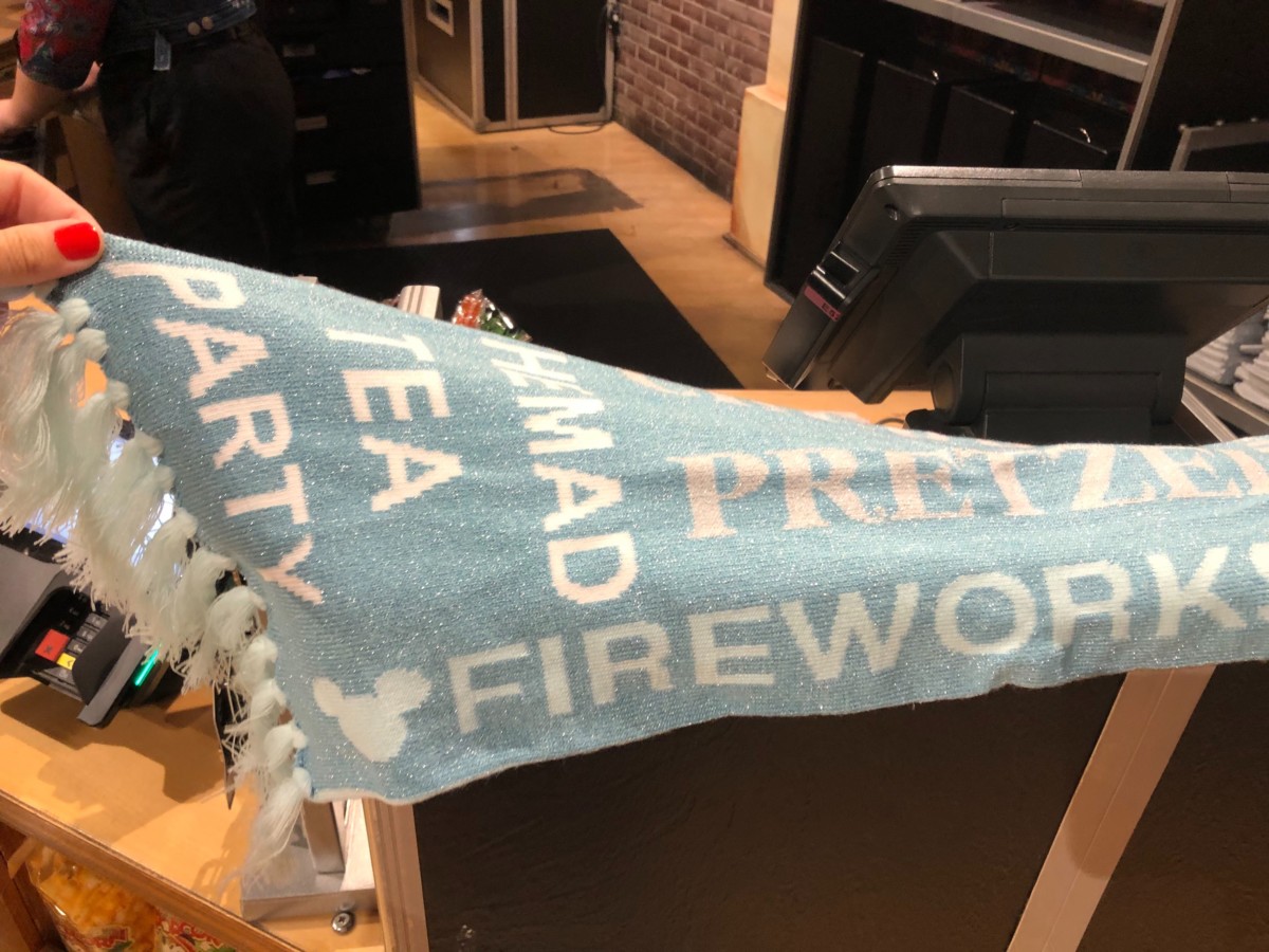 best day ever scarf 