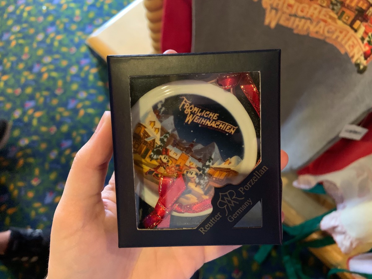 Porcelain Fr&ouml;hliche Weihnachten Ornament - $19.99