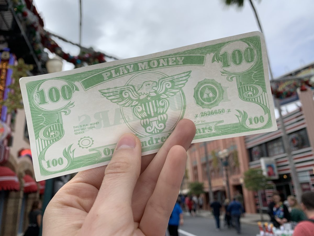 Play money 