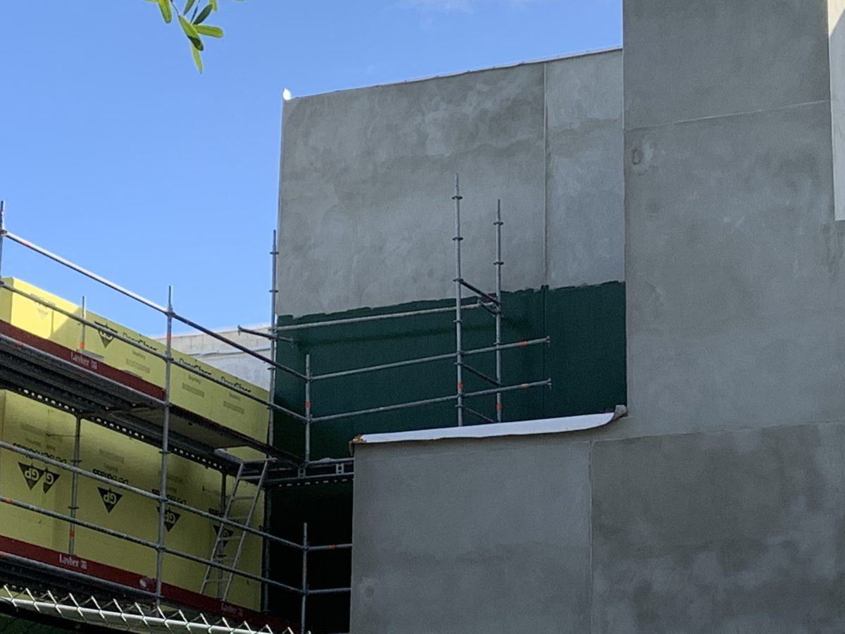 Space 220 green paint (3)