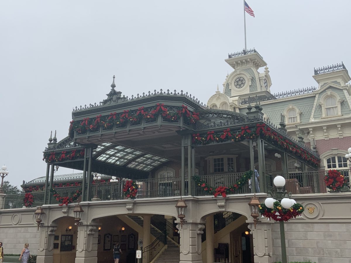 Main Street Christmas Decorations 11/6/19 (6)