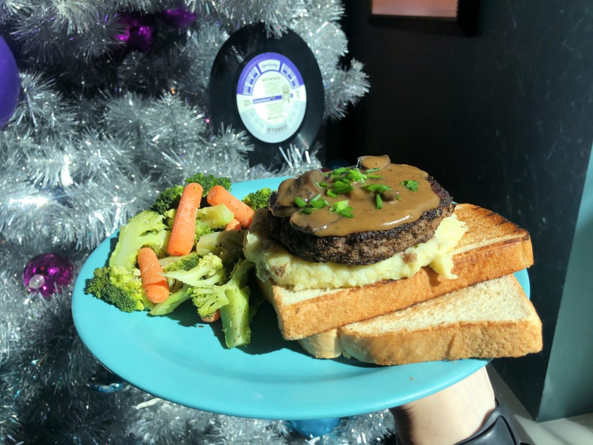 Salisbury steak dish flos cafe 2019 dca