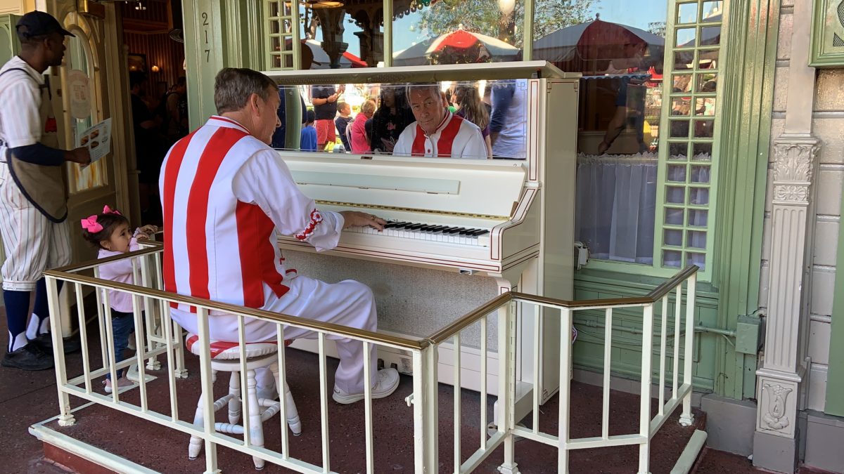 Piano player Casey’s Corner 11/20/19