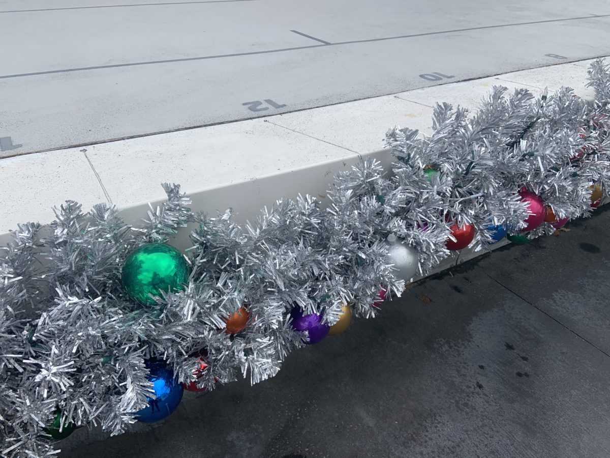 Tomorrowland Christmas decorations (2)