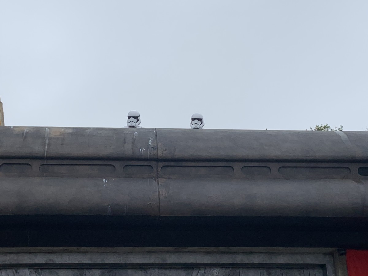 Stormtroopers heckling (2)