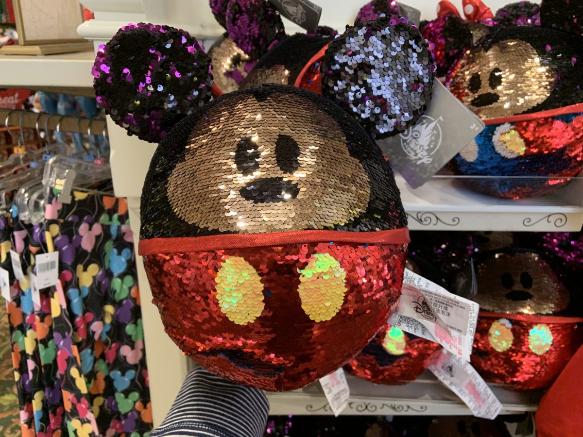 Mickey ball sequin plush 1
