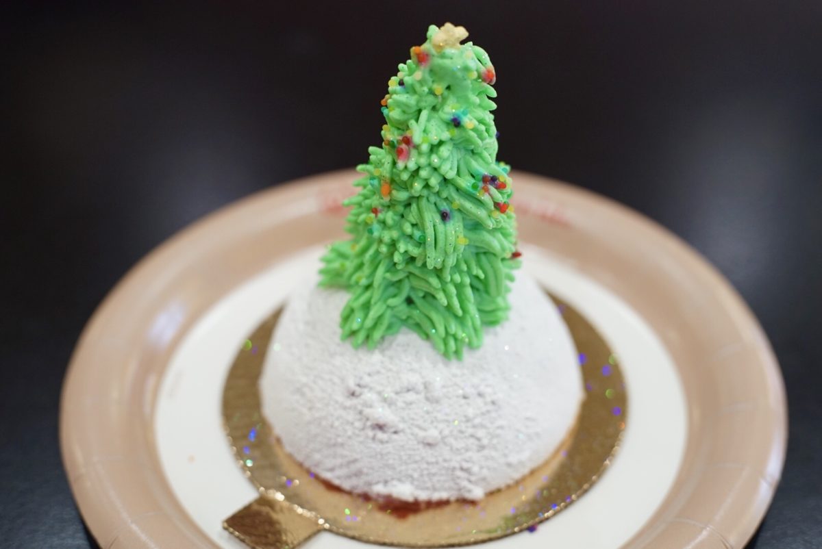 tree on cherry hill cake
