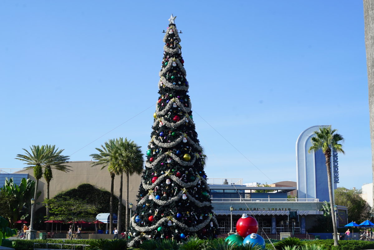 HS Christmas decorations