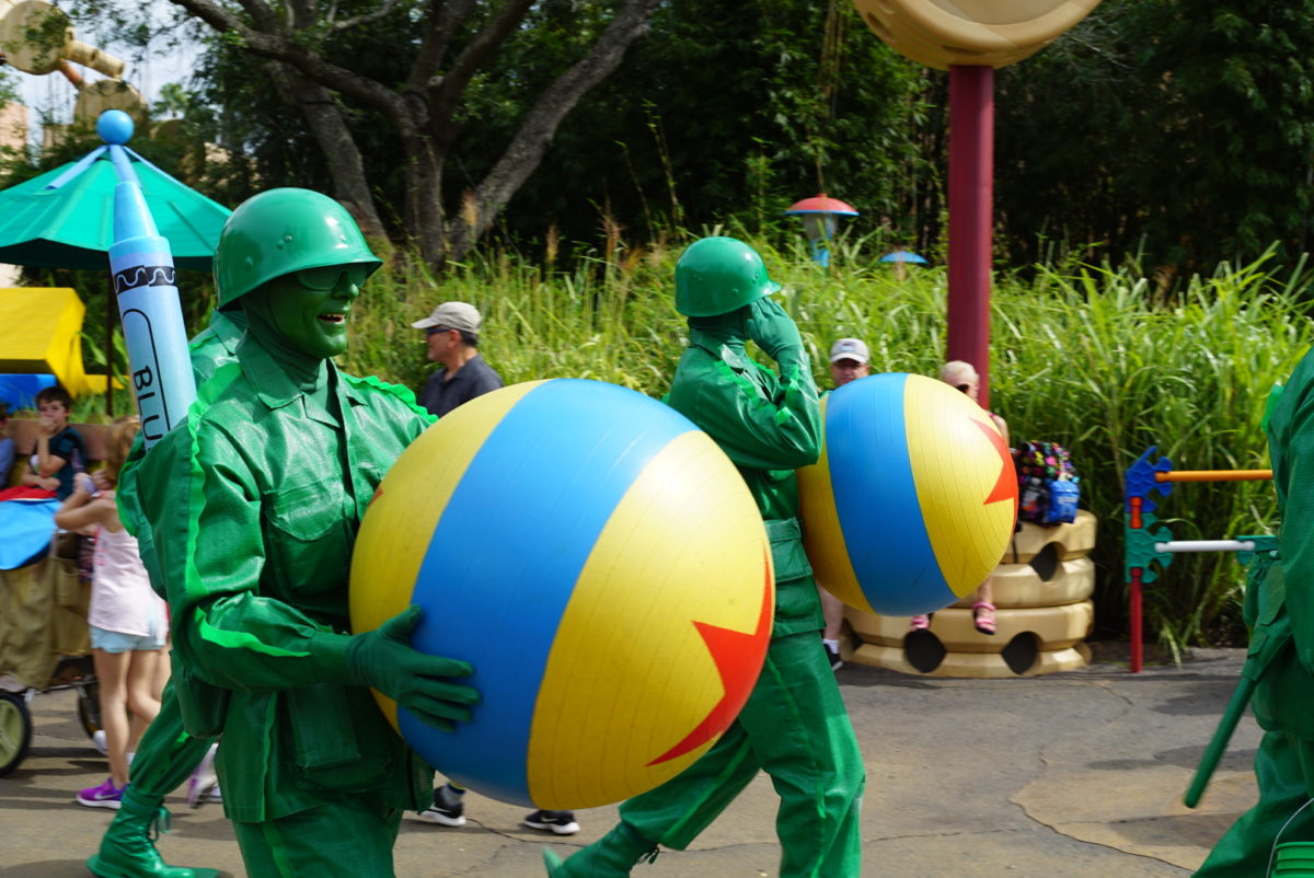 green army men patrol
