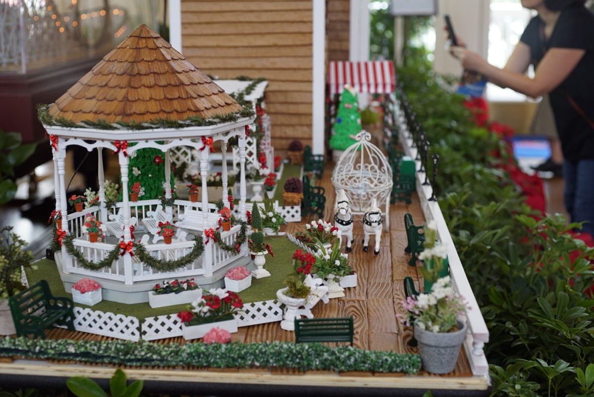 Boardwalk gingerbread