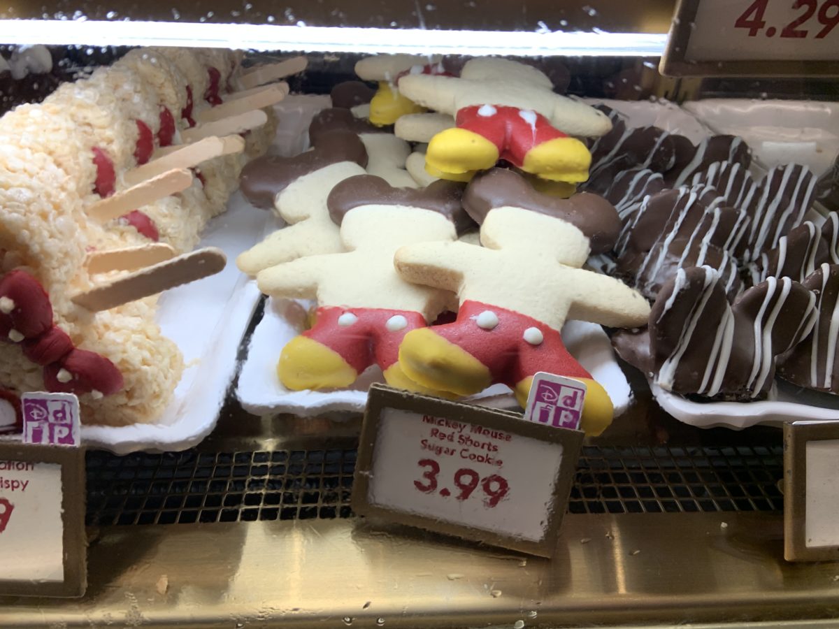 Big Top Souvenirs Christmas treats (7)