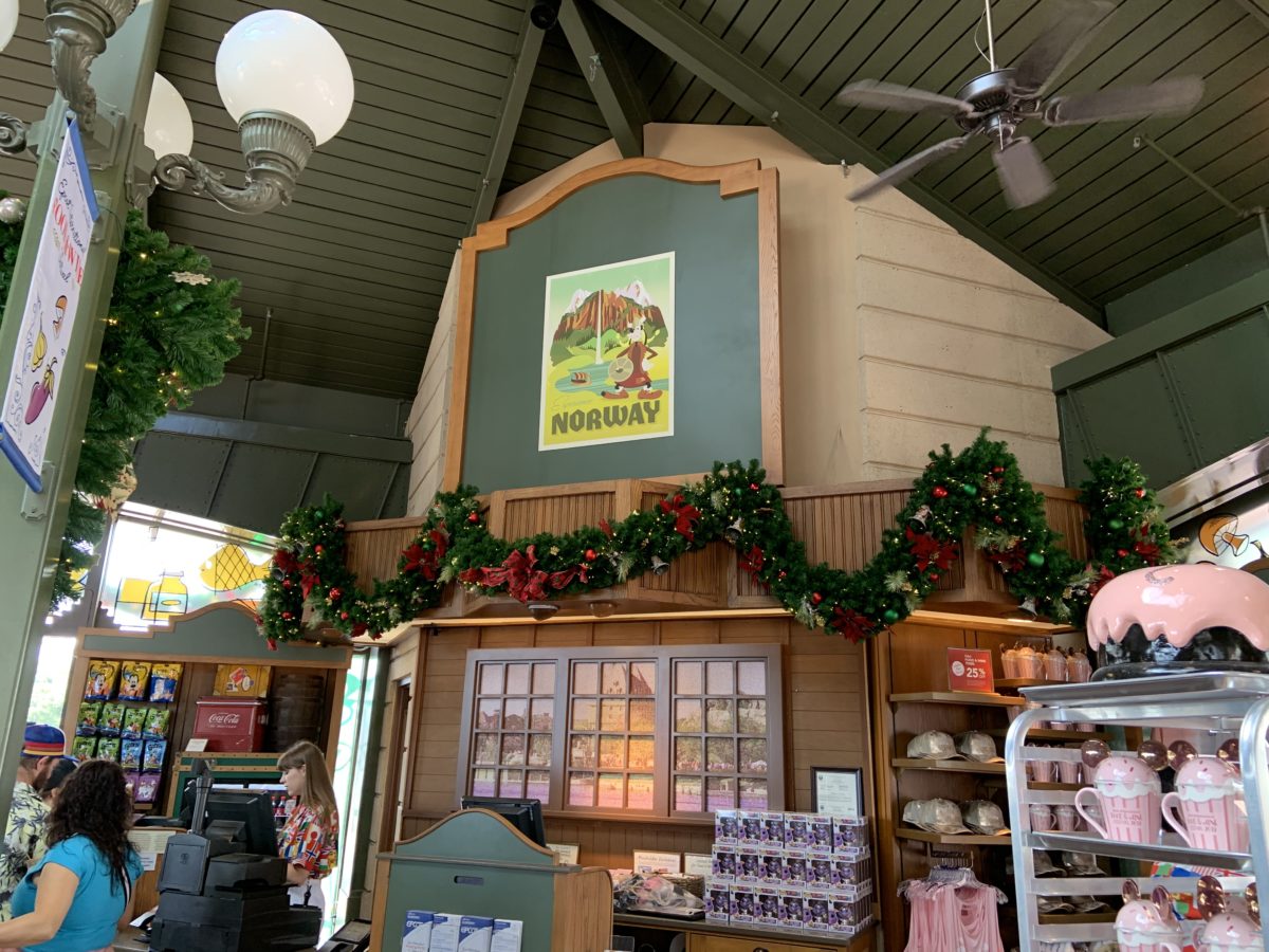 Port of Entry Christmas 2
