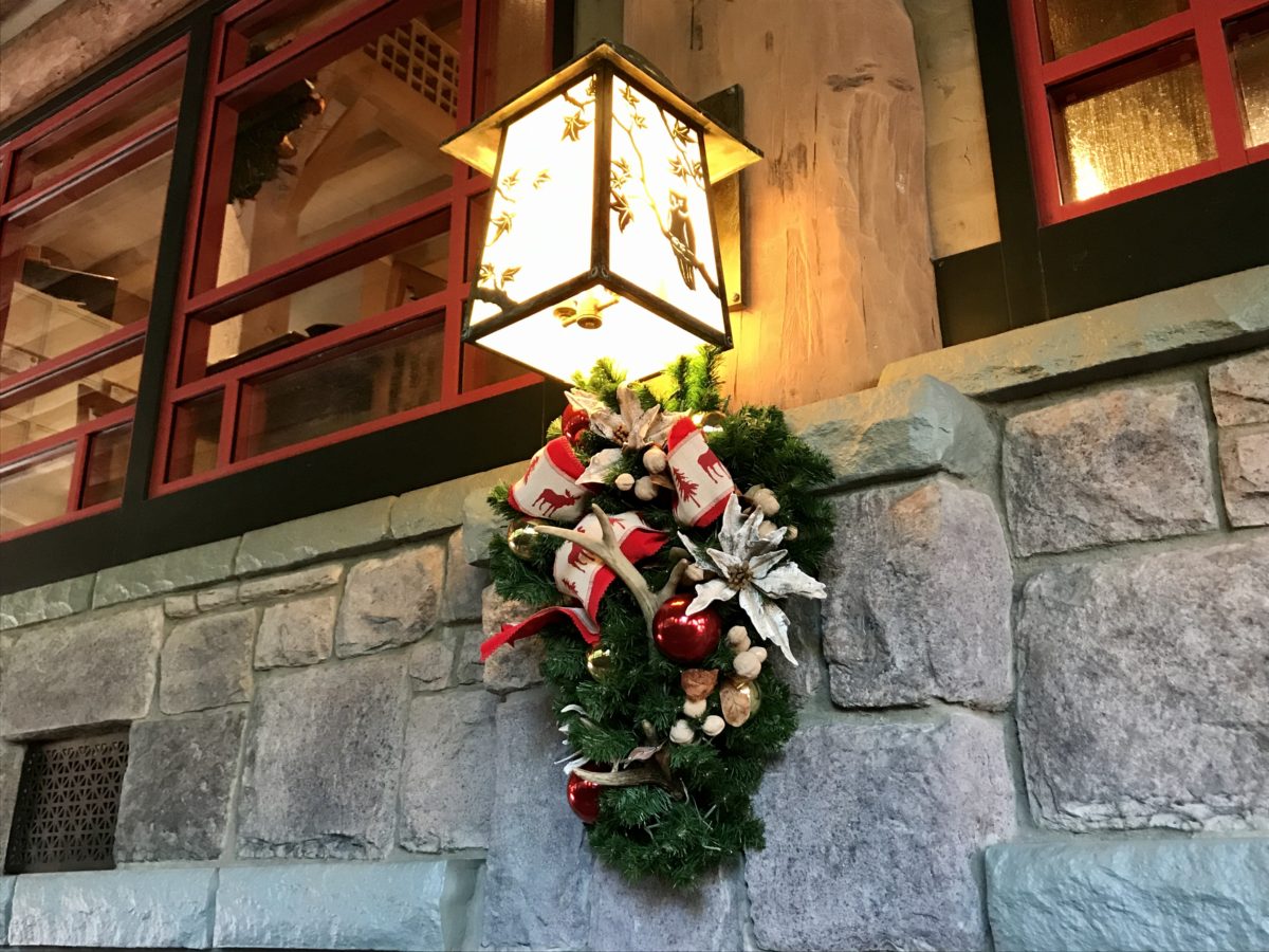 wilderness lodge Christmas