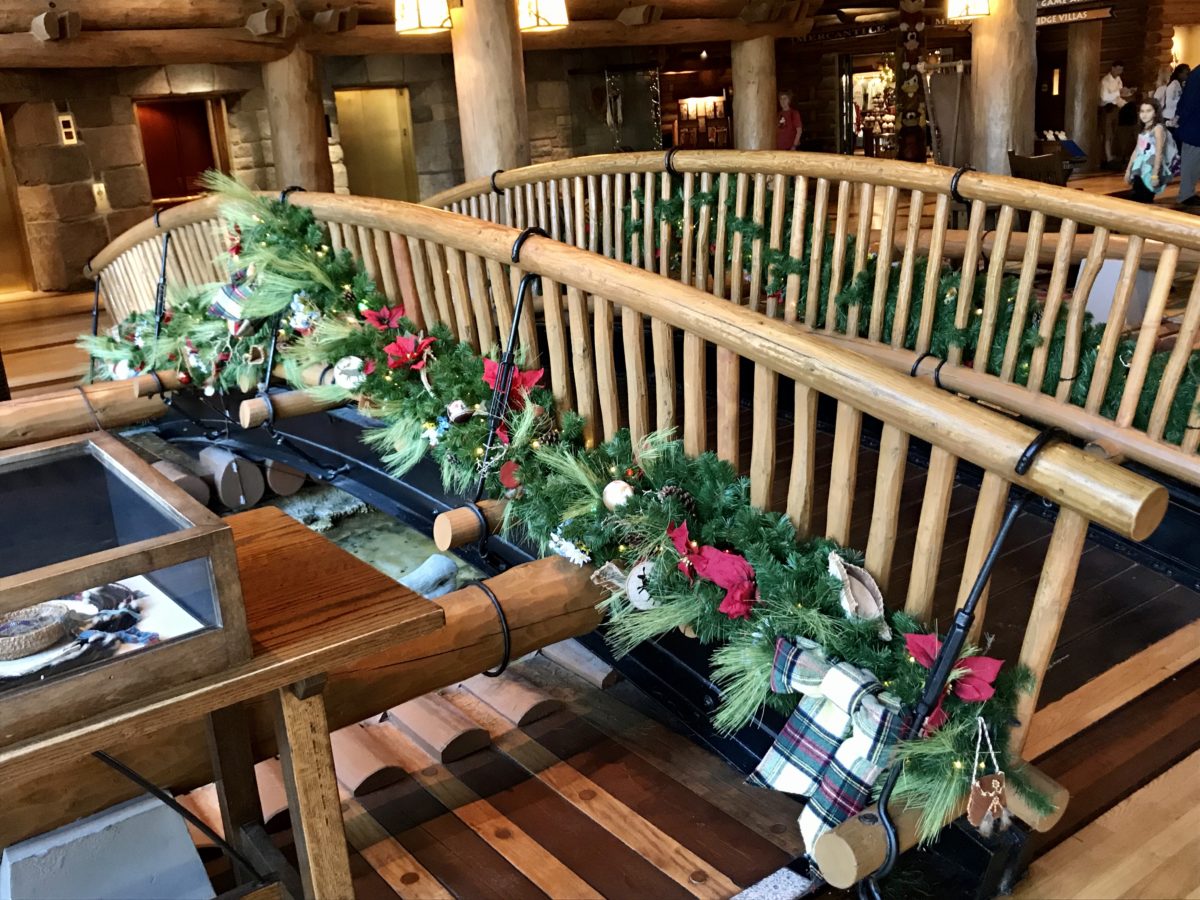 wilderness lodge Christmas