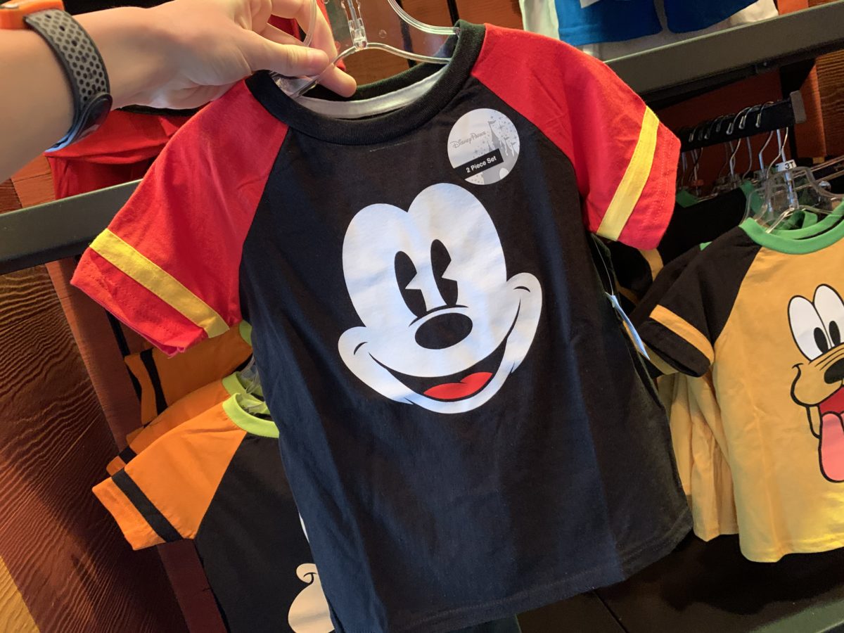 Kids clothes