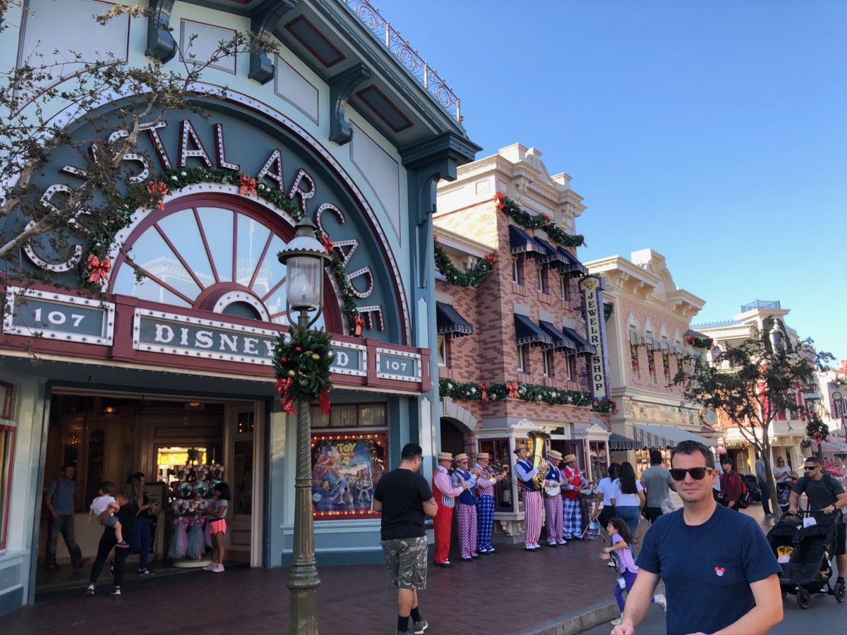 Main Street usa dl christmas