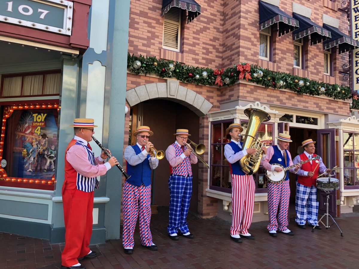 Main Street jazz band