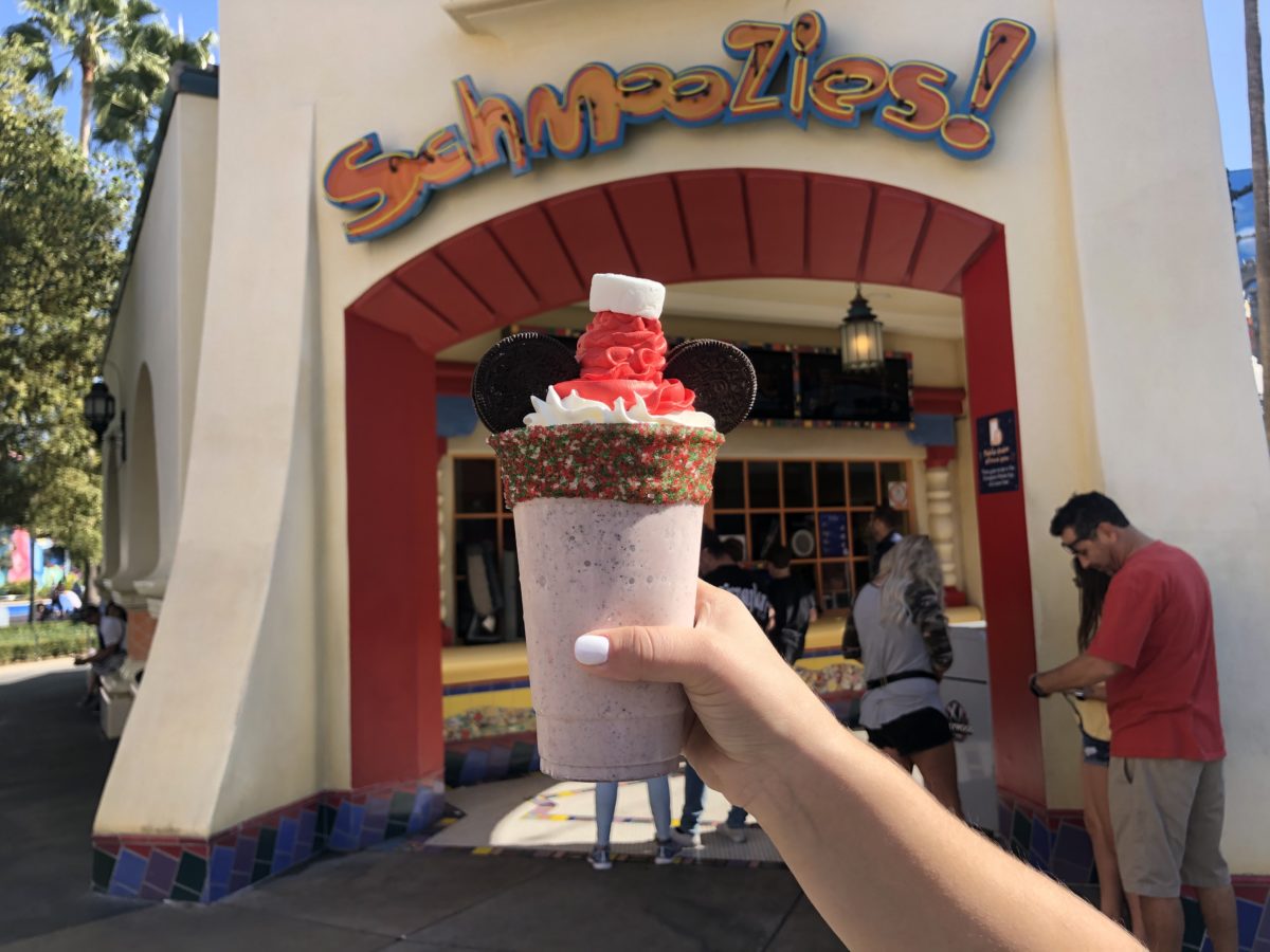 peppermint mickey and churro shake schmoozes dca 2019