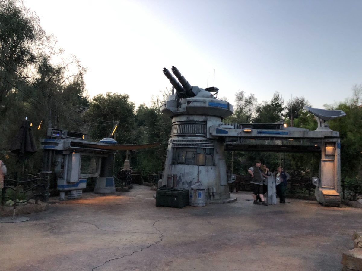 Construction Walls Appear at Star Wars: Rise of the Resistance at Disneyland's Star Wars: Galaxy's Edge