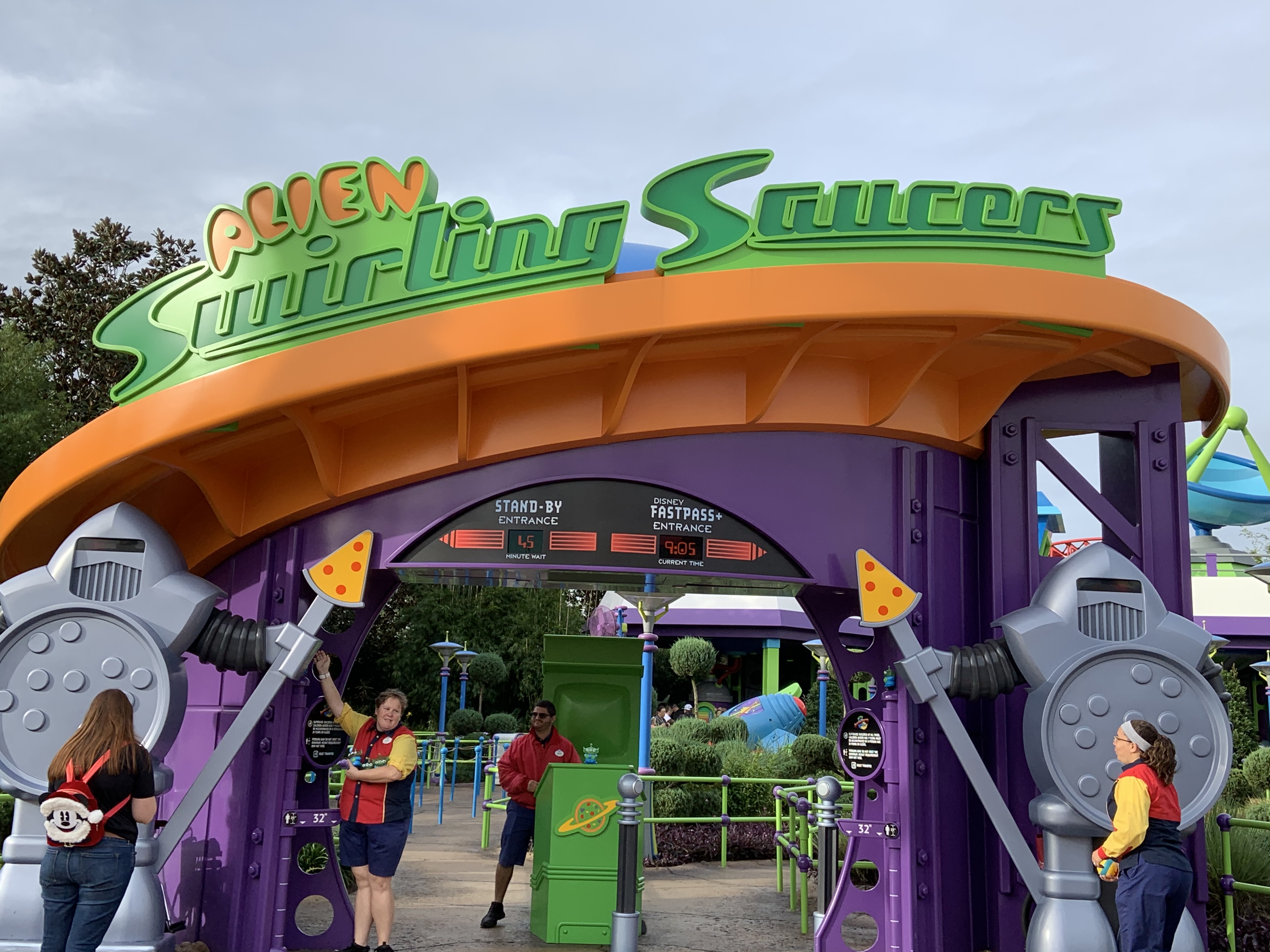 Alien Swirling Saucers 12/21/19