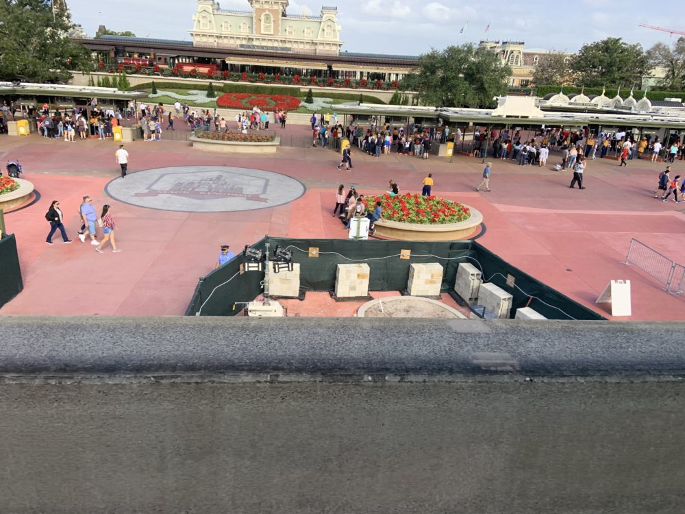 Magic Kingdom entrance 12/27/19 1