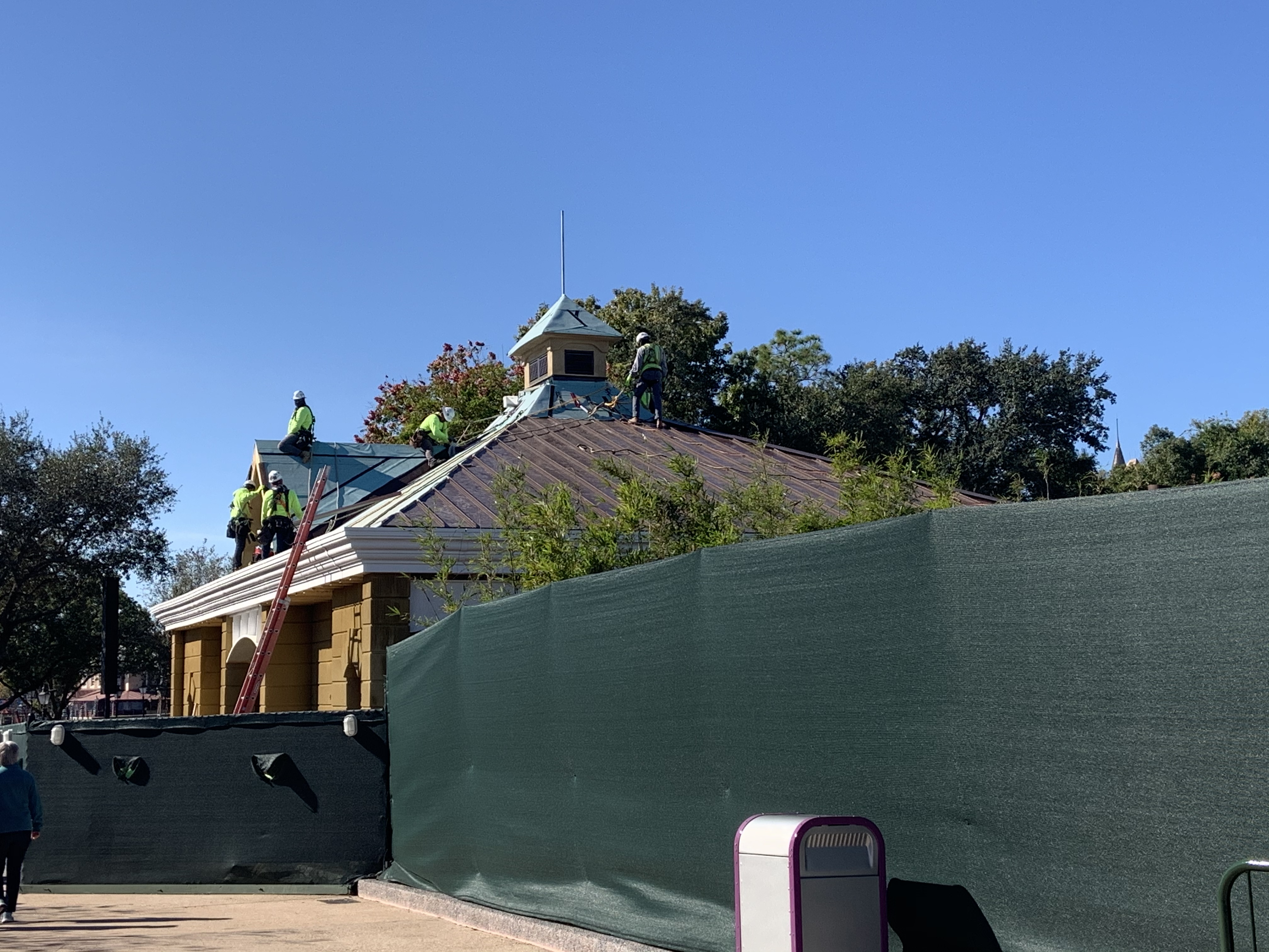 EPCOT World Showcase Promenade 12/3/19 2