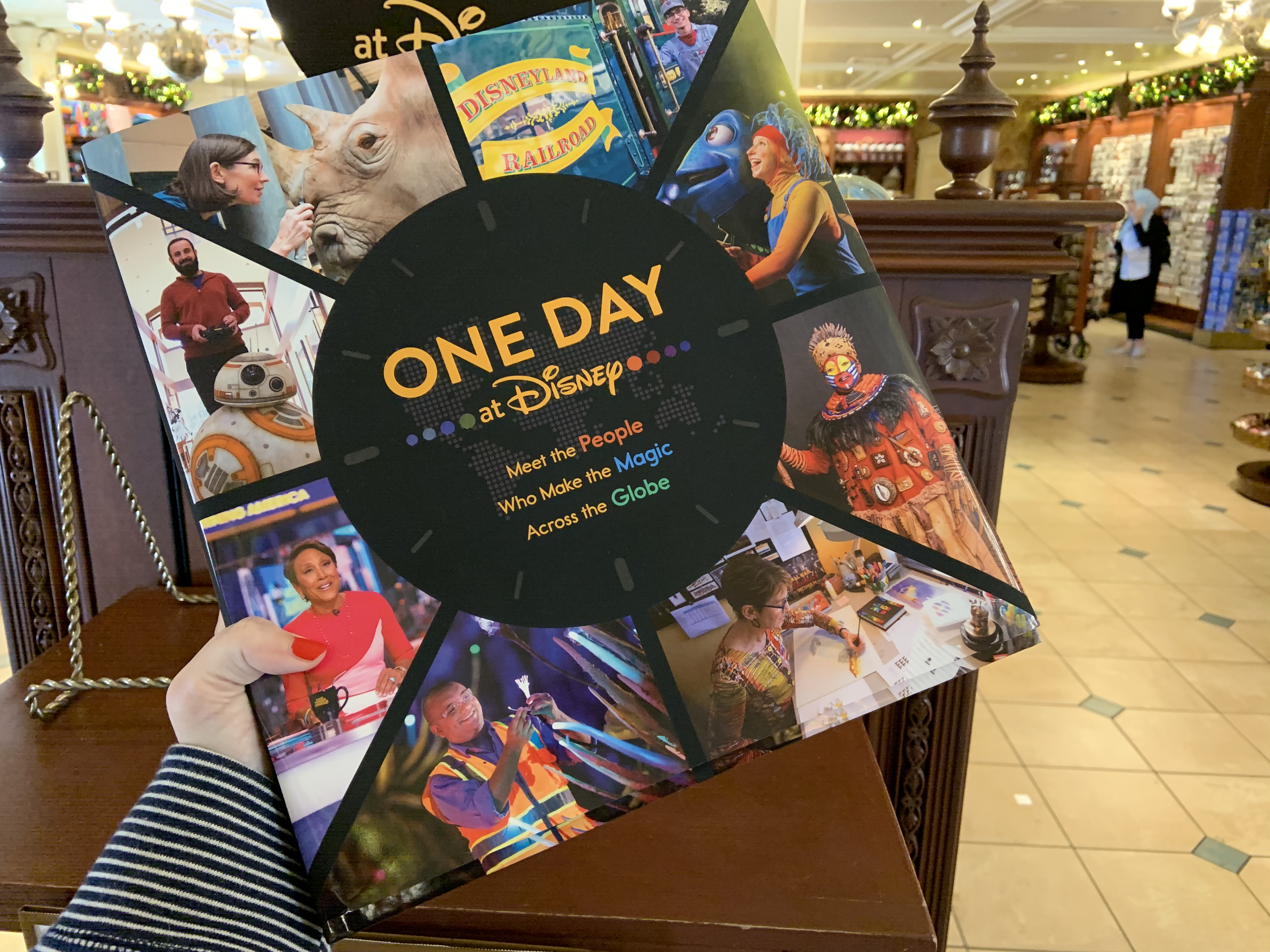 One Day at Disney Book 5