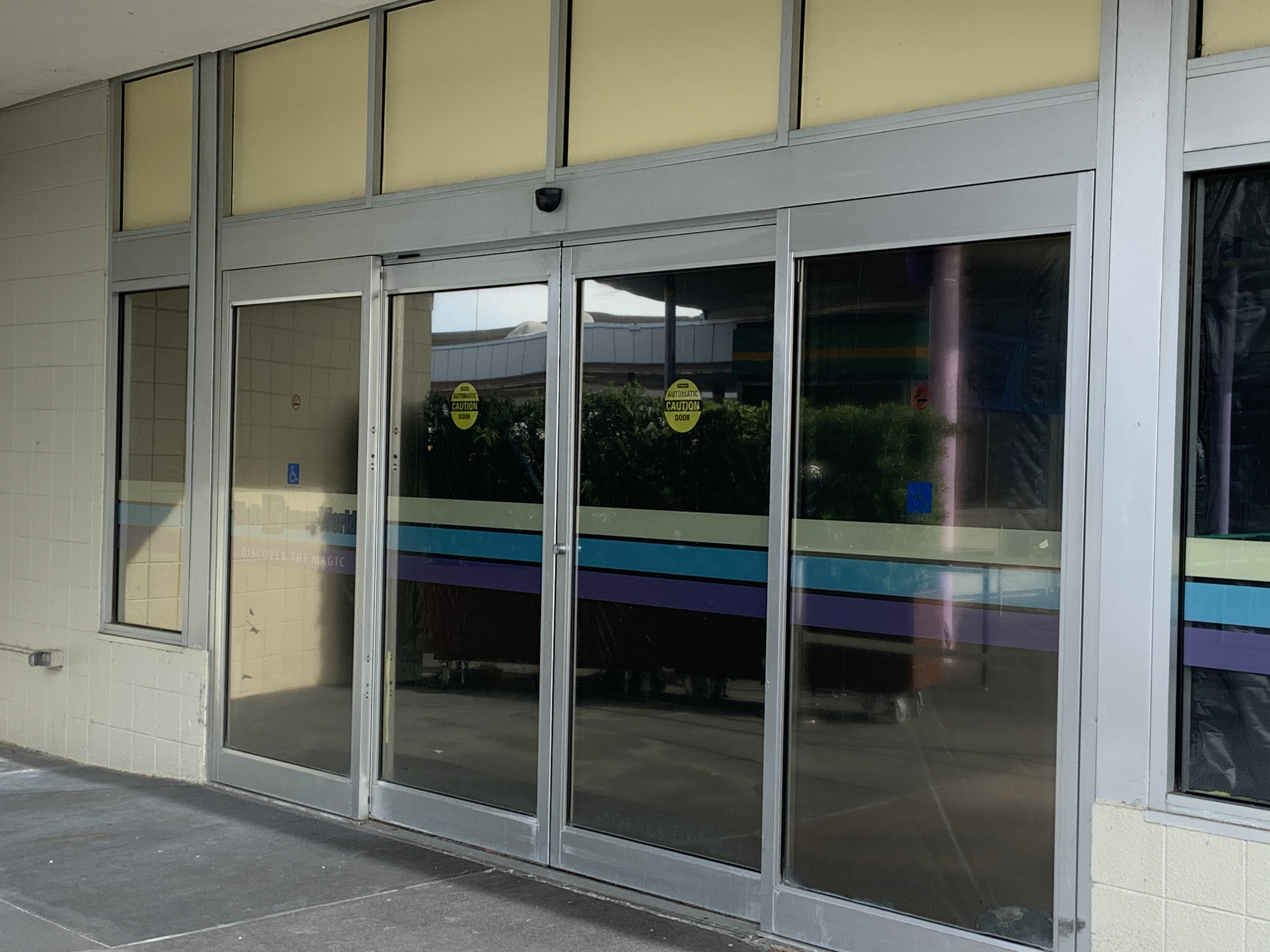Mickey&rsquo;s Gift Station closed 12/5/19 3