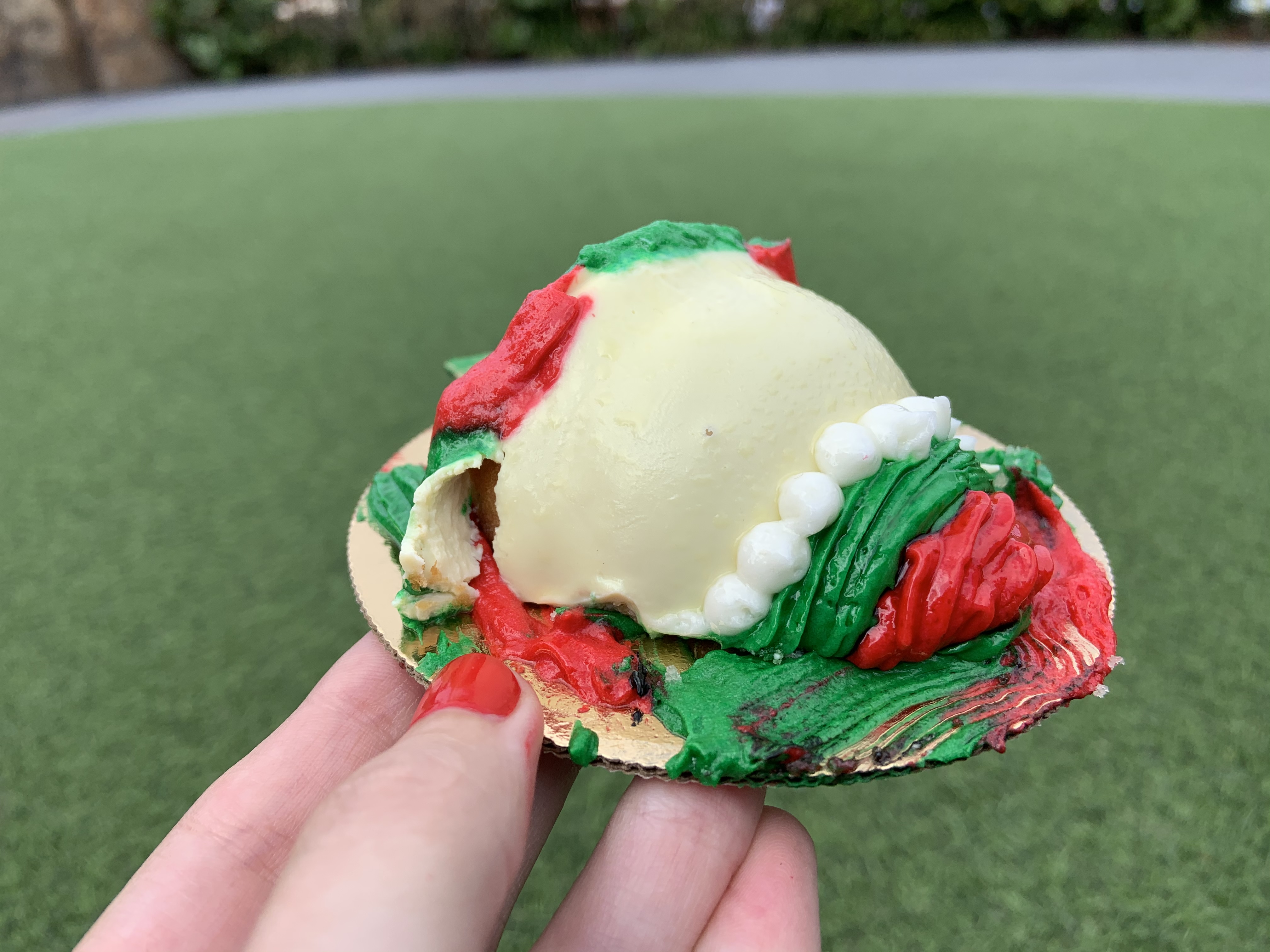 Egg nog Elf Cupcake 12/13/19 5
