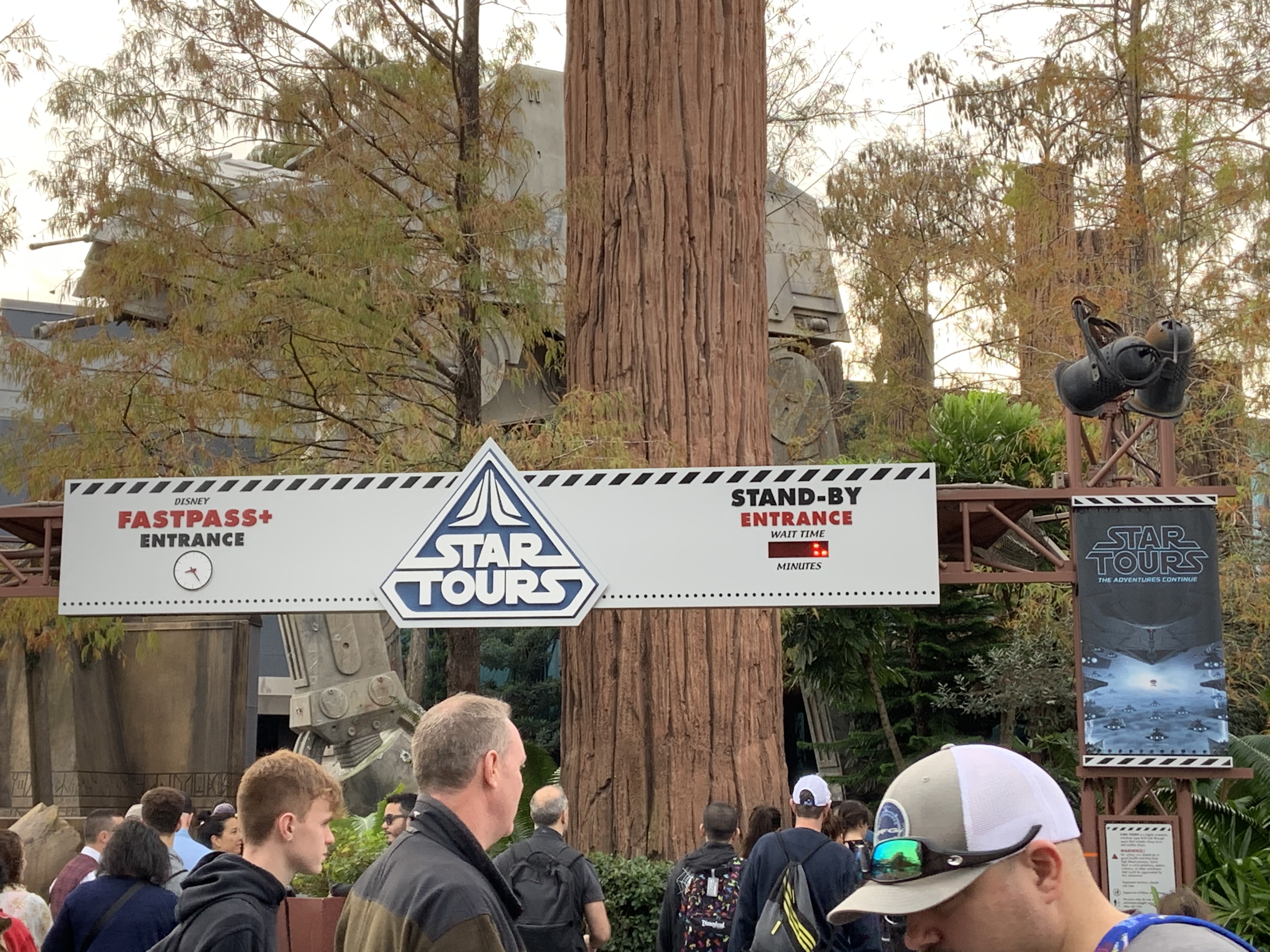 Star Tours wait 12/21/19