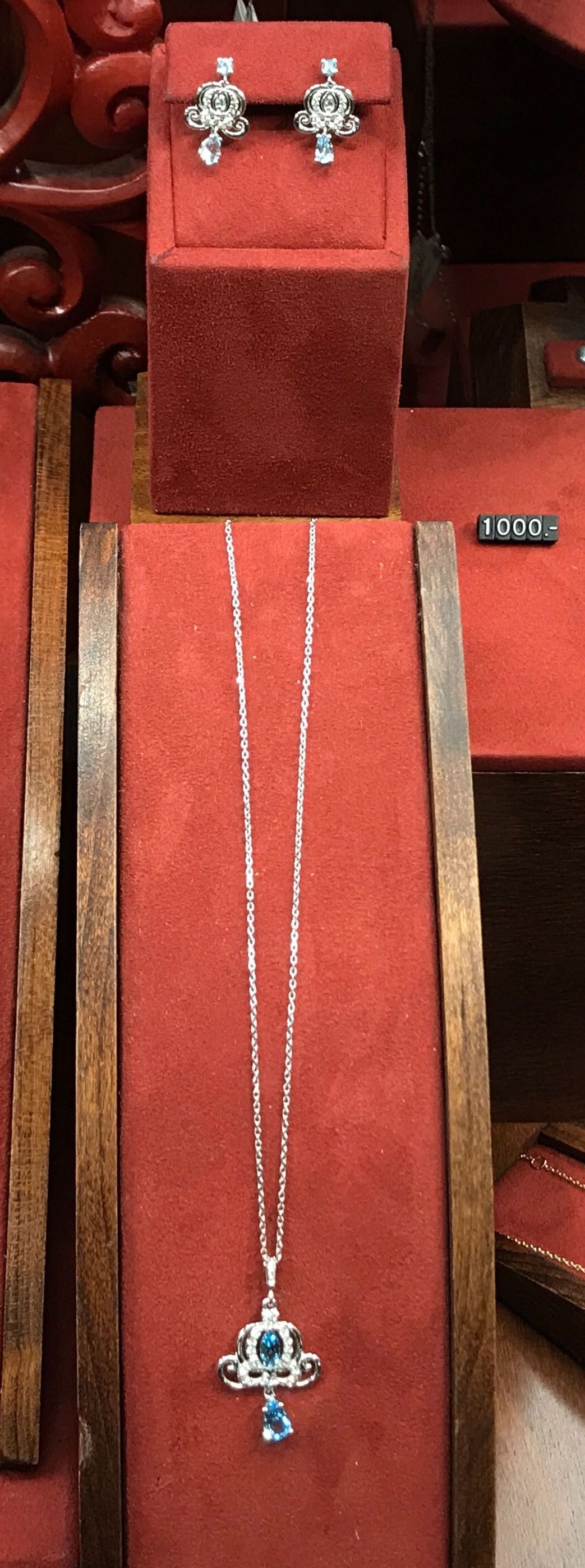 carriage jewelry set