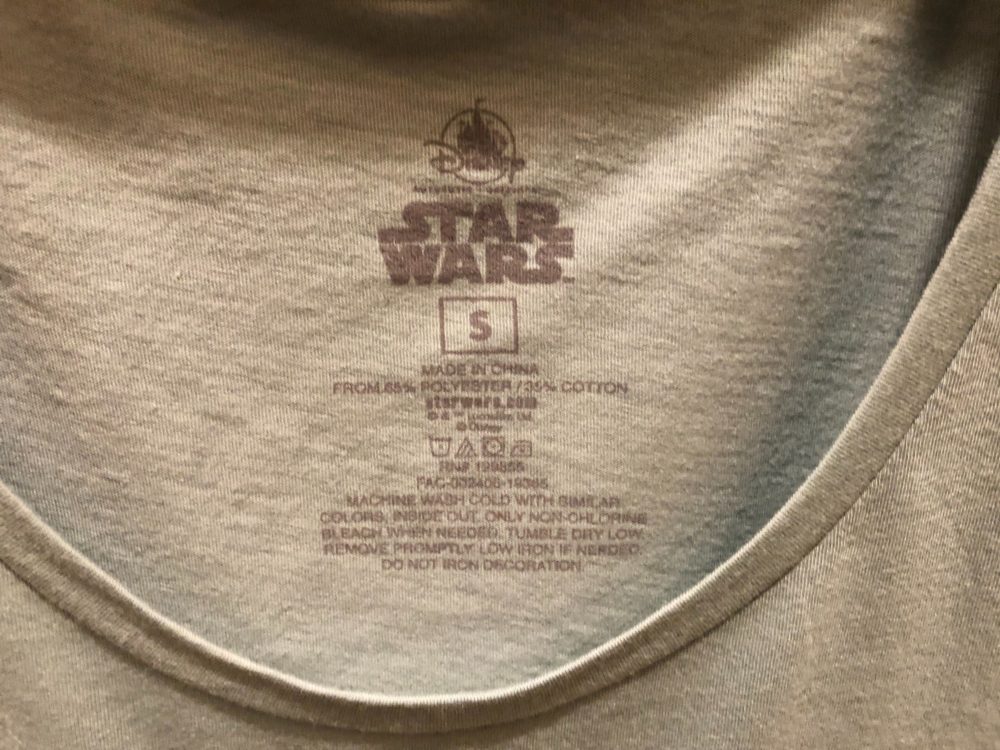 disneyland mandalorian tee t-shirt green tag