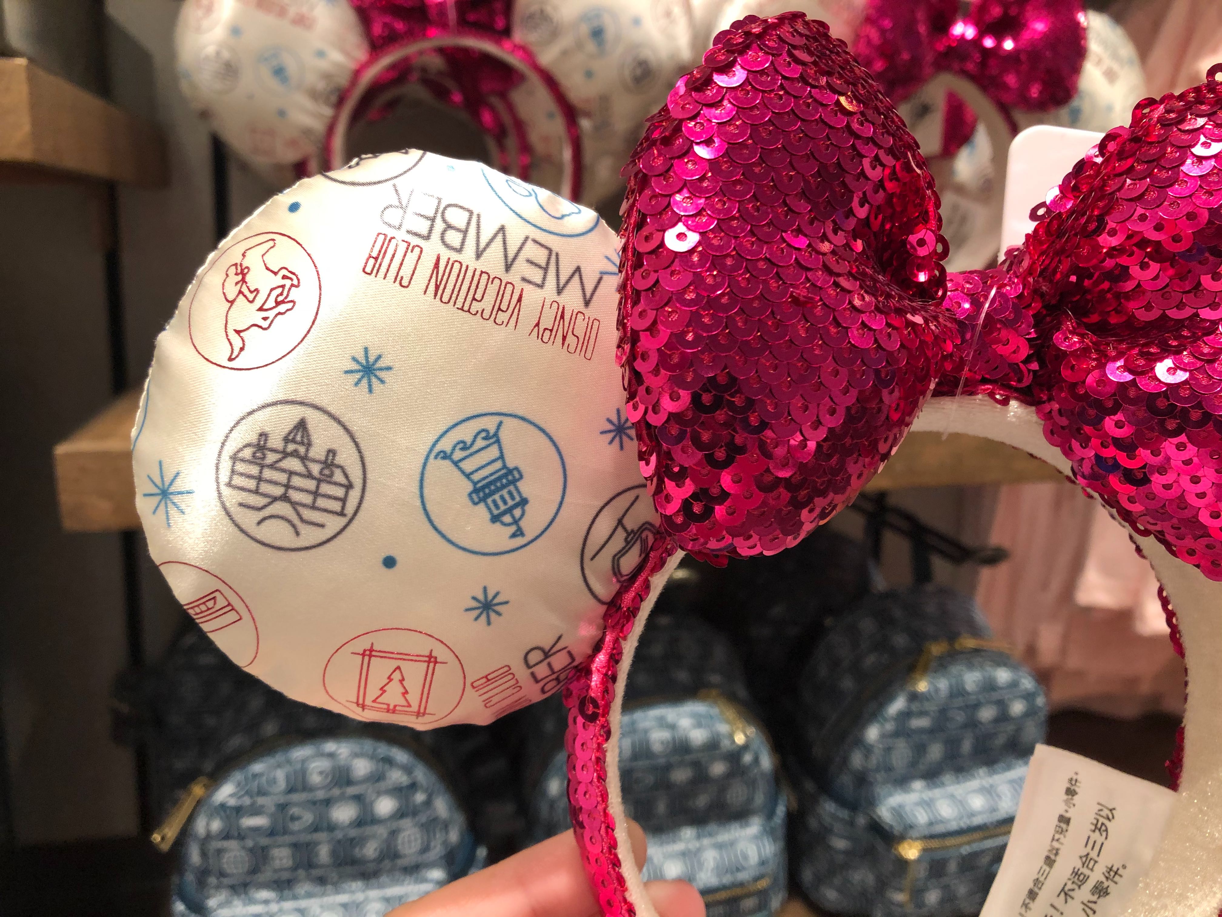 PHOTOS: New Disney Vacation Club Icon Minnie Ears Debut at Disney's Rivera Resort 