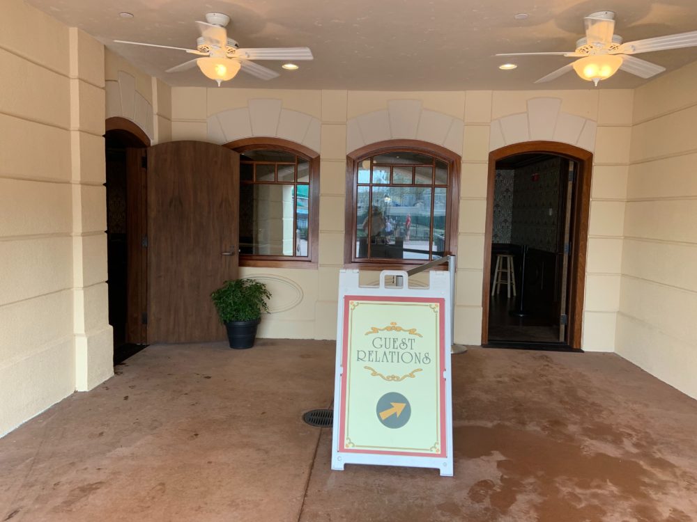 epcot guests relations 12-29-19 - front door