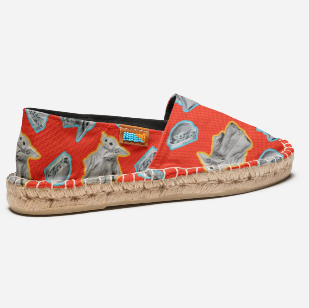 zazzle baby yoda shoes top side 2