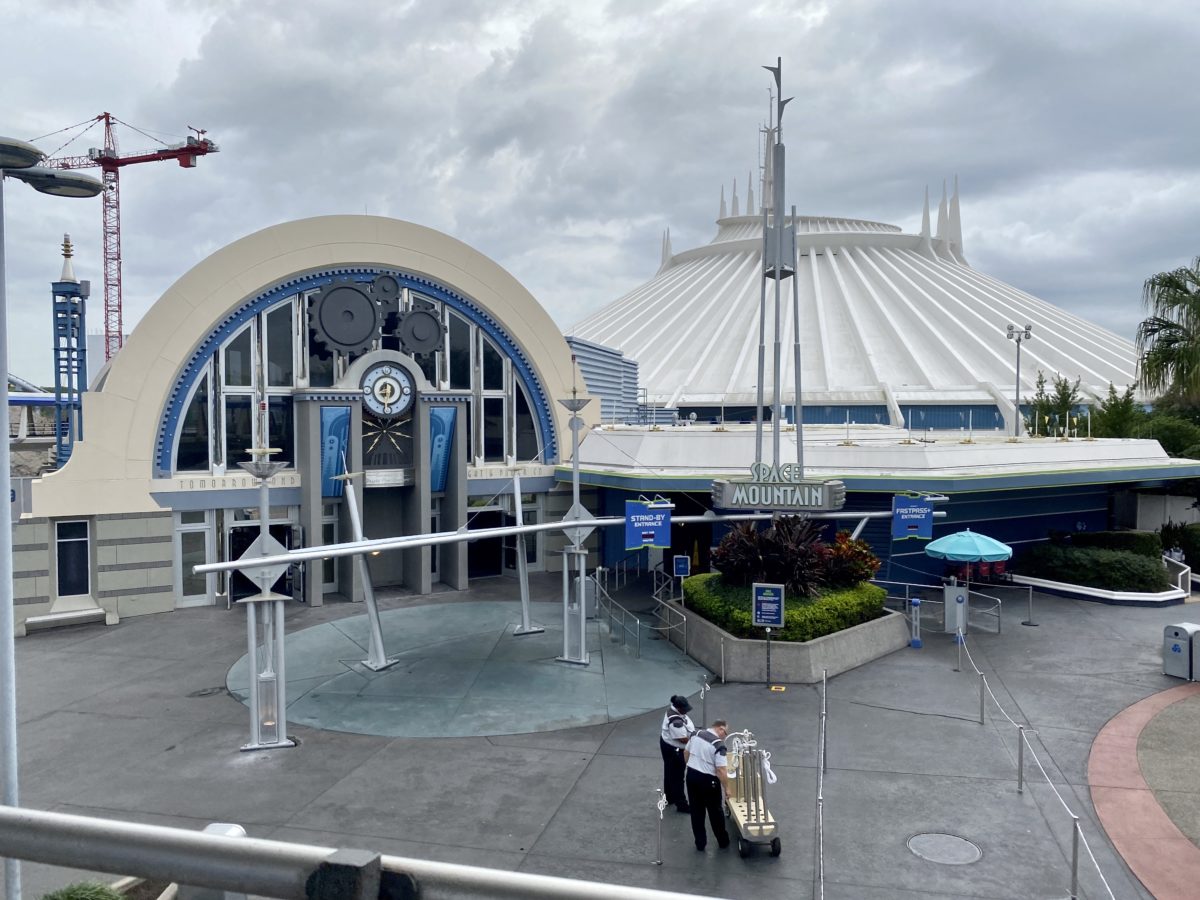 Space mountain