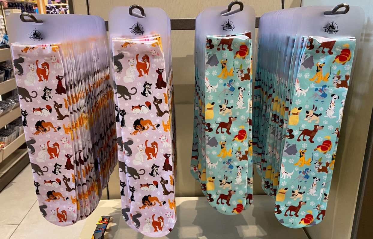 disney-dogs-cats-socks-disneyland-02-23-2020-4.jpg