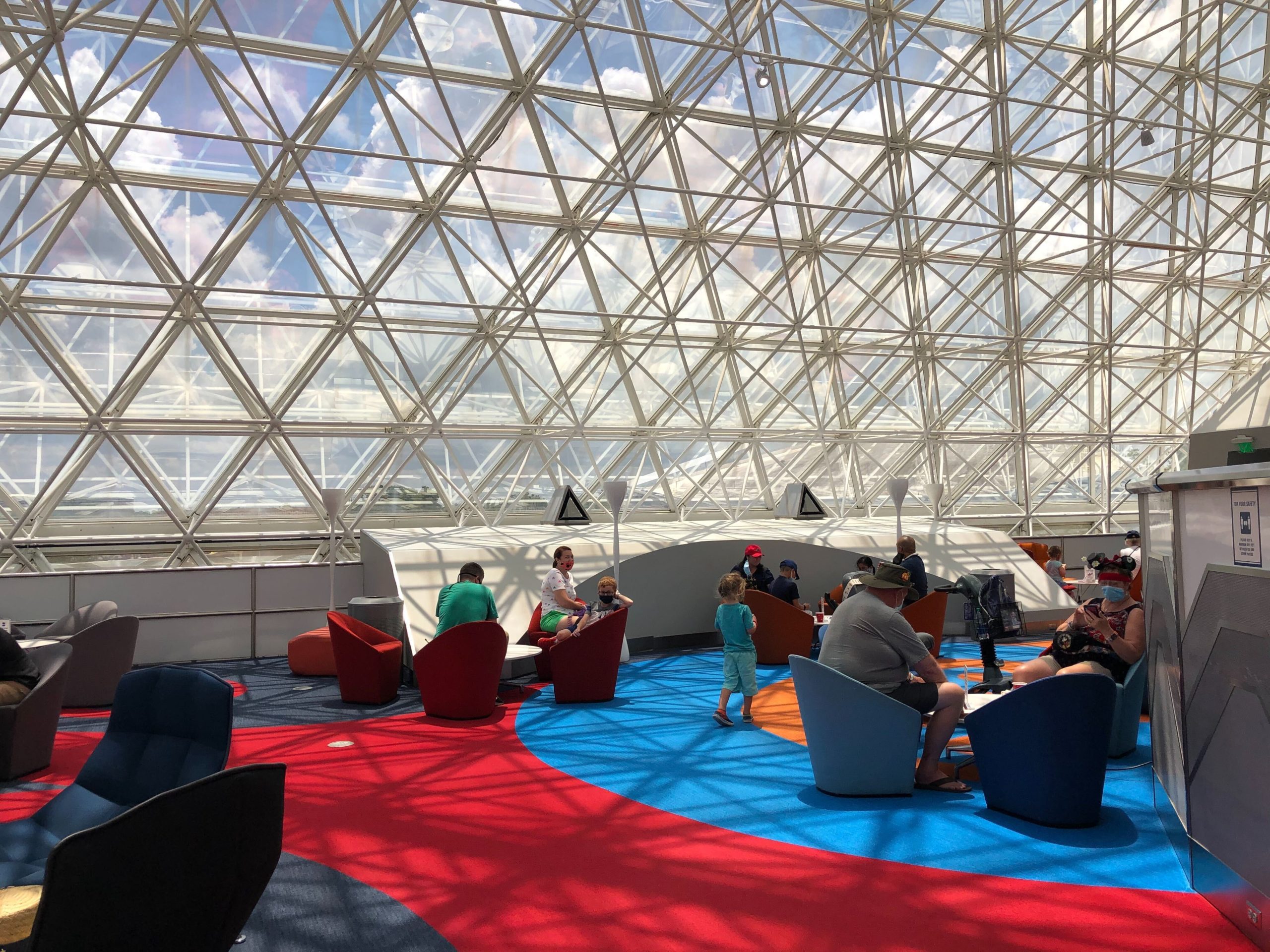 dvc lounge at epcot reopens