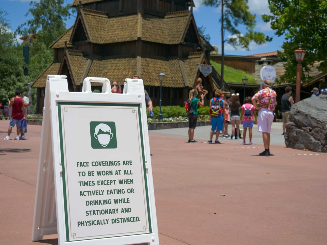 face mask update signage
