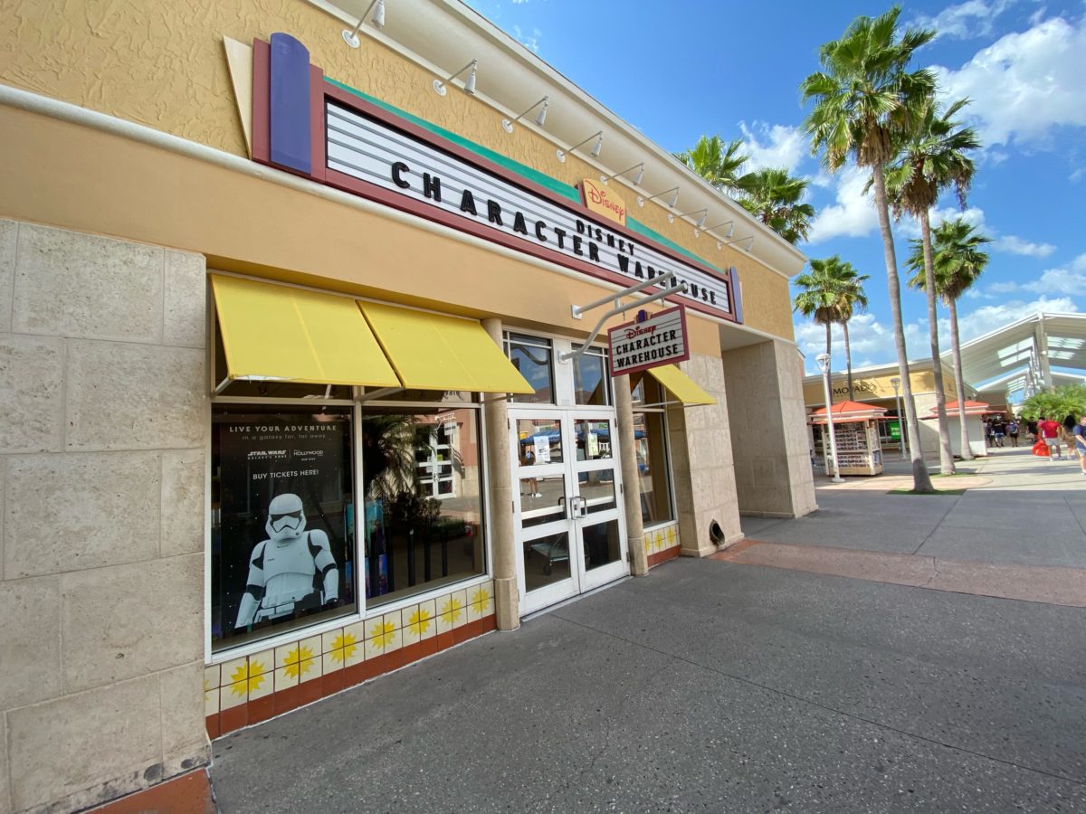 disney-character-warehouse-orlando_2