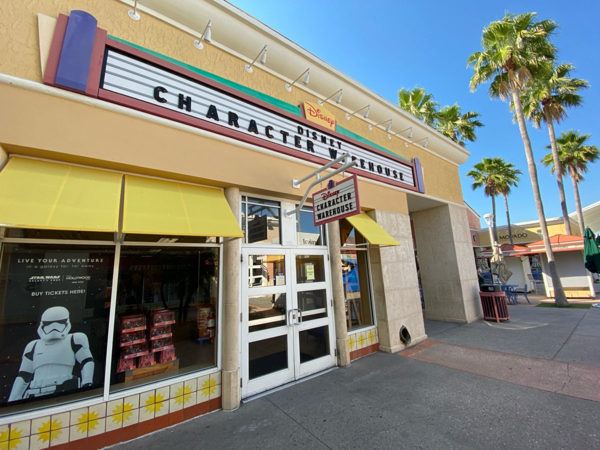 disney-character-warehouse-orlando_4