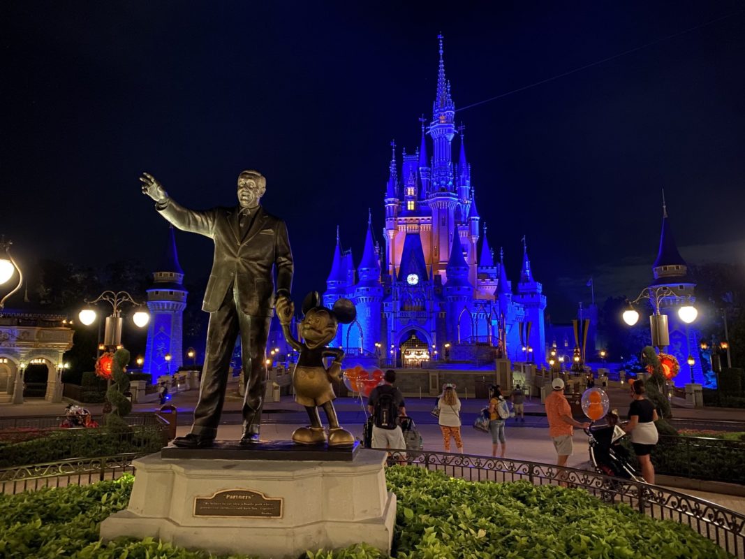cinderella-castle-lit-up-night-19-6628713