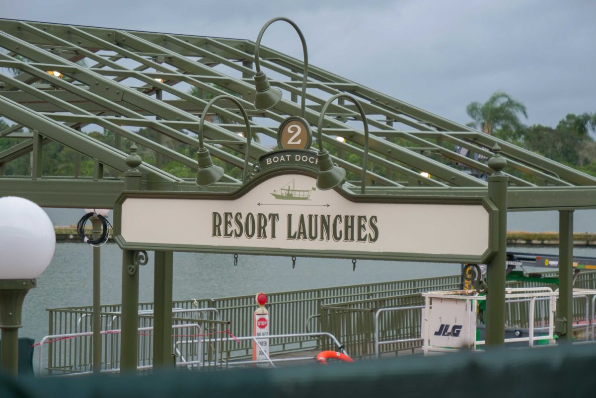 magic-kingdom-dock-construction-2-2550072