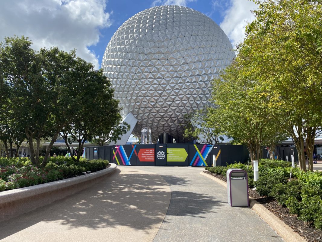 spaceship-earth-fountain-construction-epcot-9102020-2060591