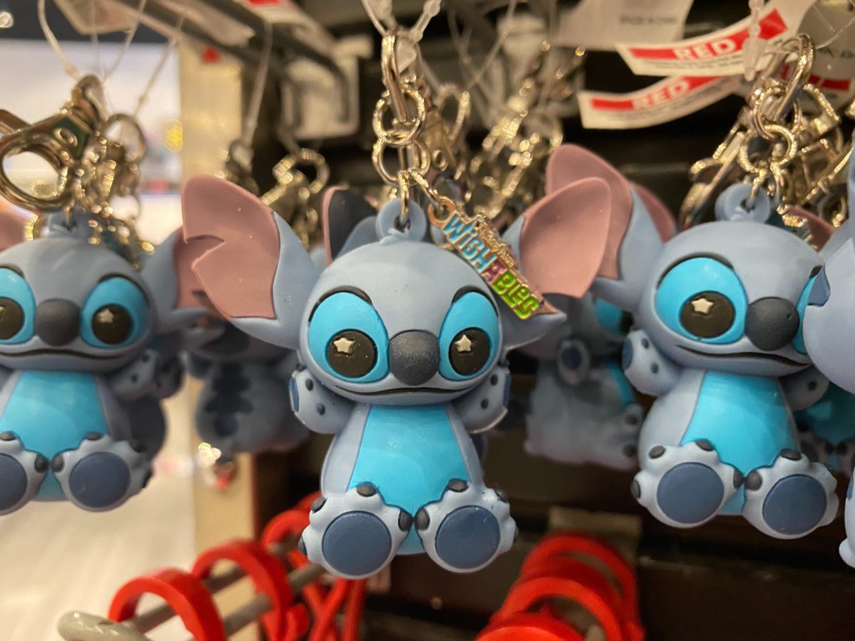 wishables keychains stitch