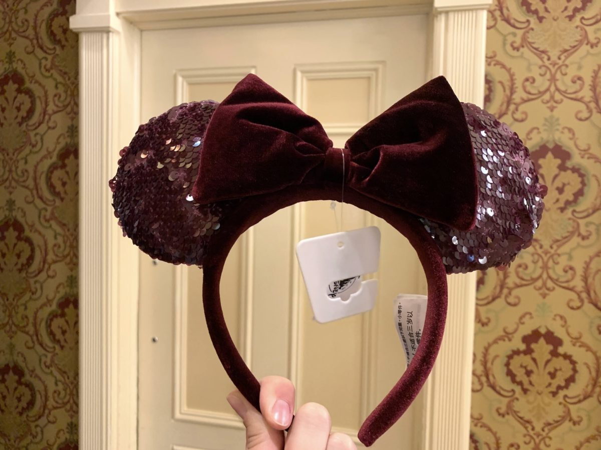 burgundy-sangria-minnie-ears-2020_15